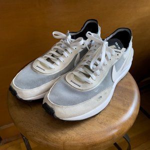 Nike Waffle One in White